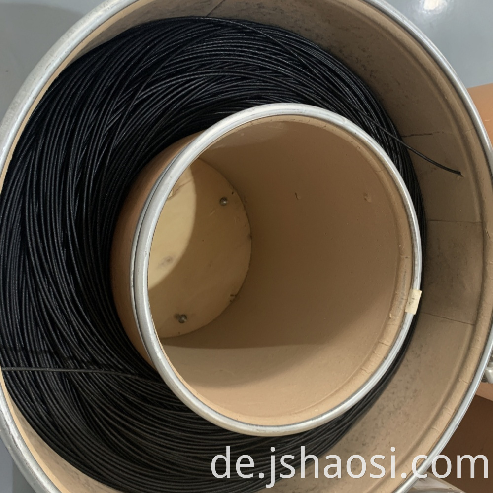 Silicone-braided wire black